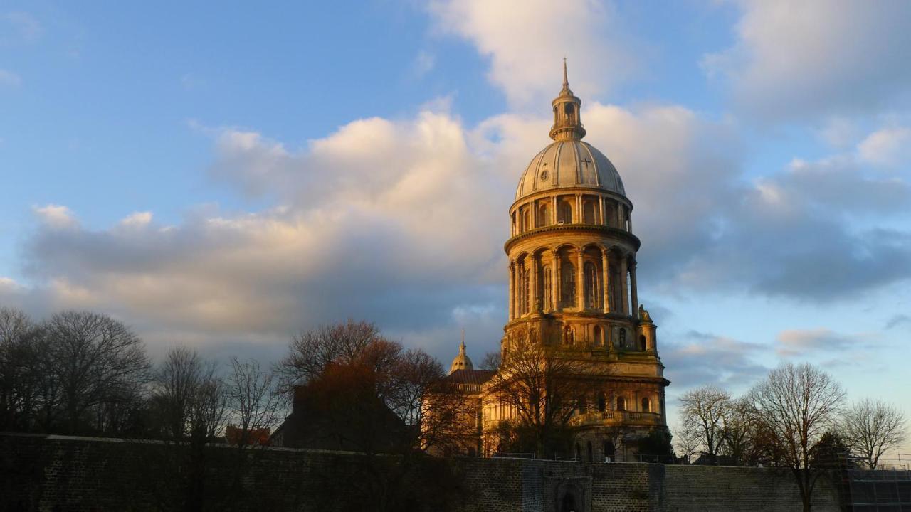 "L'Imprevue", Standing Au Pied De Notre-Dame Daire Boulogne-sur-Mer Dış mekan fotoğraf